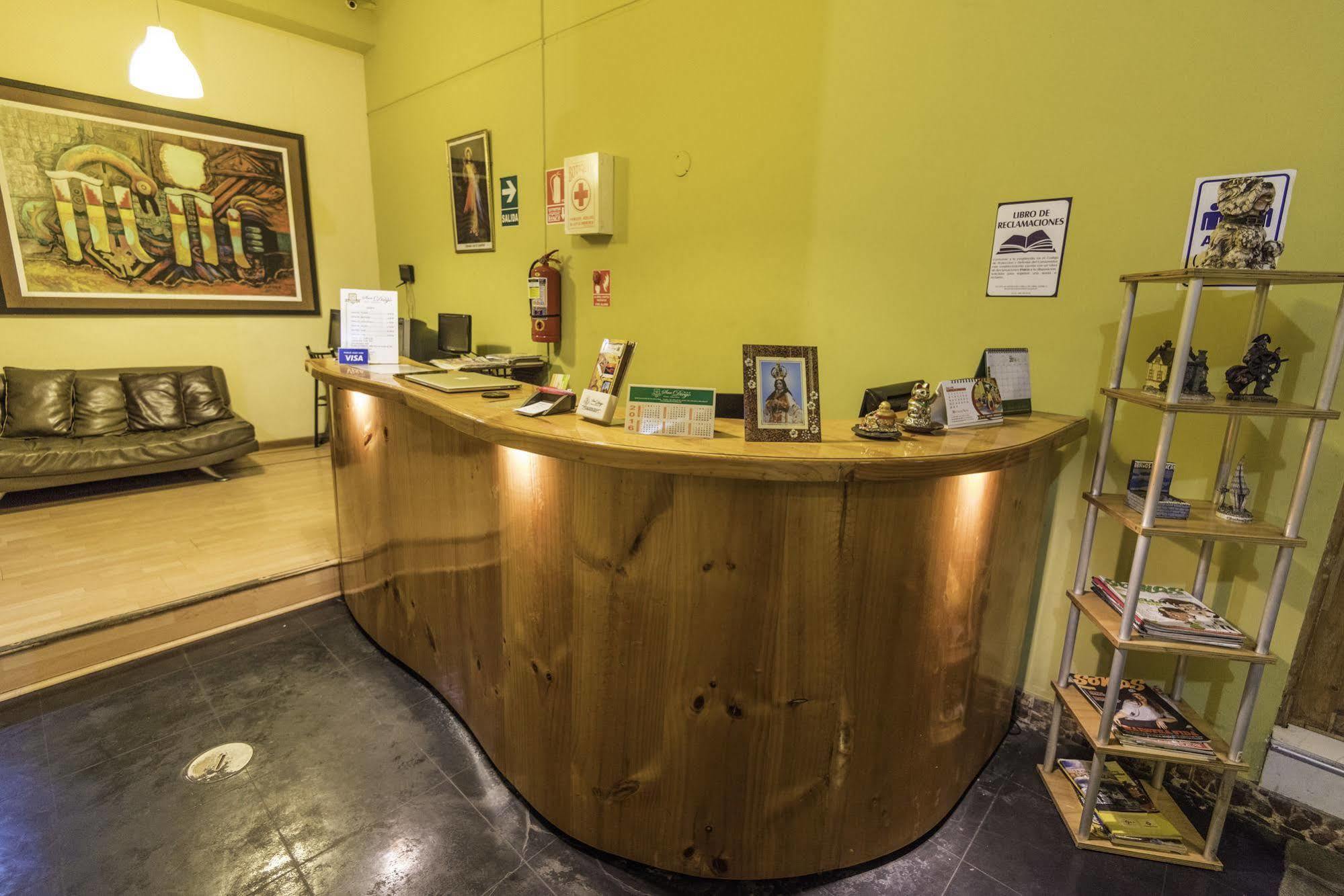 Hotel Ejecutivo San Diego Trujillo Bagian luar foto