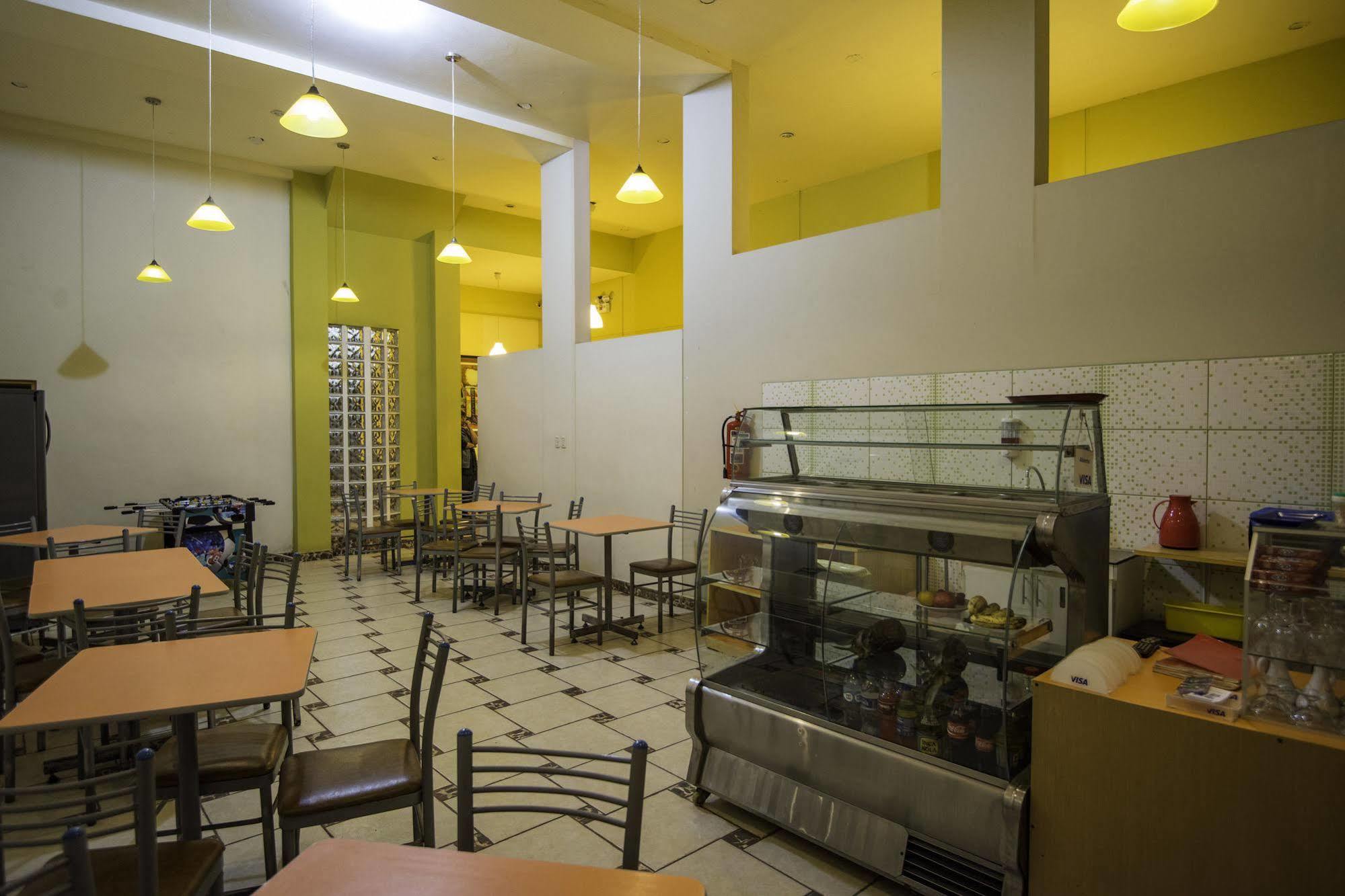 Hotel Ejecutivo San Diego Trujillo Bagian luar foto