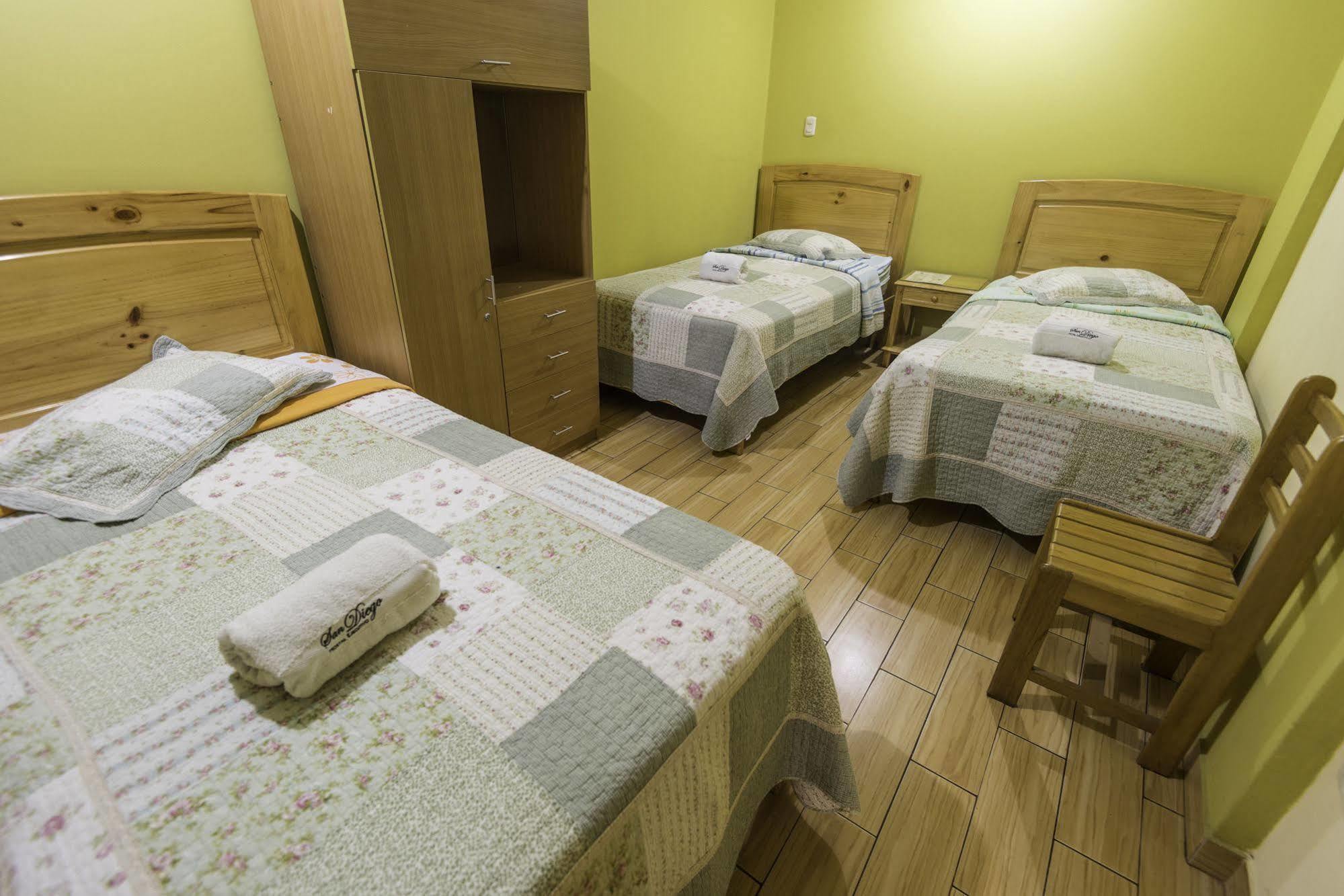 Hotel Ejecutivo San Diego Trujillo Bagian luar foto